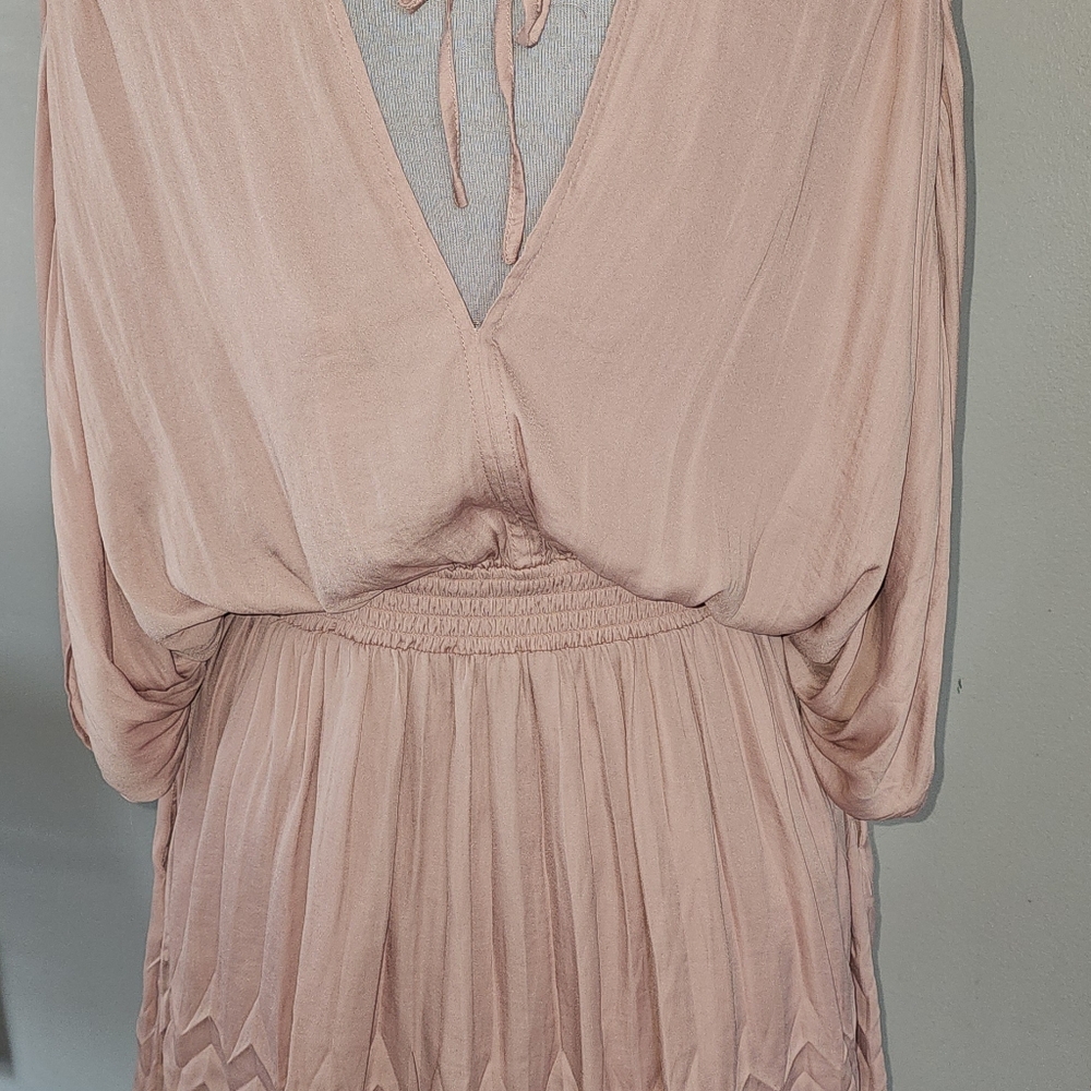 Mustard Seed V- Neck Dress. Powder Rose Color. Size M. - Picture 3 of 14